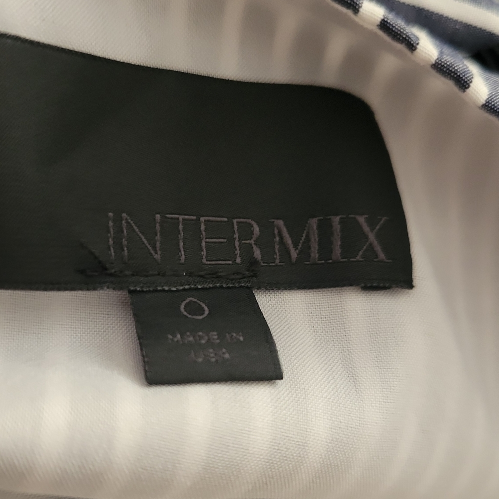 Intermix Skirt Size 0 - Picture 3 of 8